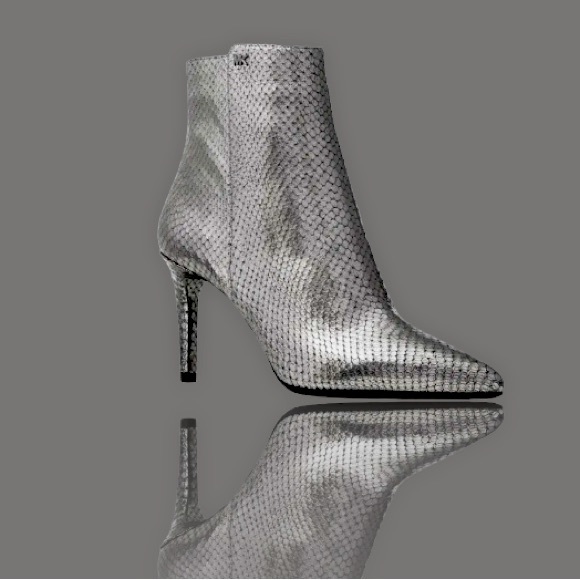 🛑BOGO 🆕Michael Kors Regal “Gunmetal” Metallic High-ankle Boot - Picture 5 of 8